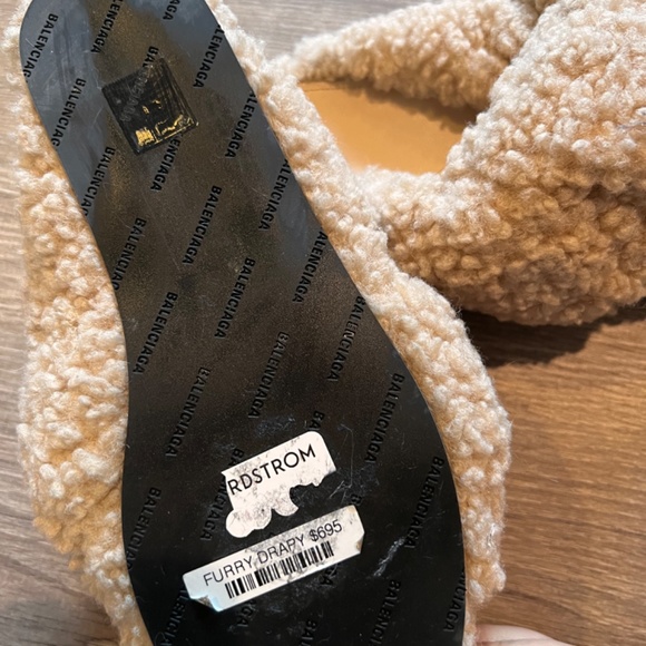 Balenciaga size 6 - Picture 3 of 3